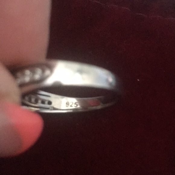 Sterling silver cubic zirconia ring size 8.5 - Picture 8 of 8